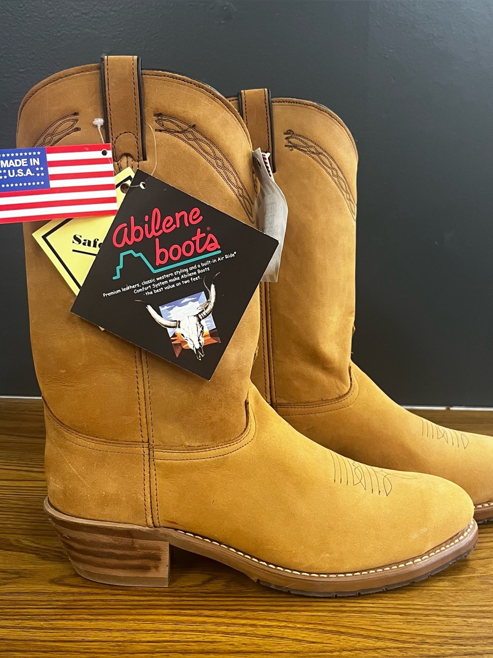 NIB Abilene Men’s Work-Boots